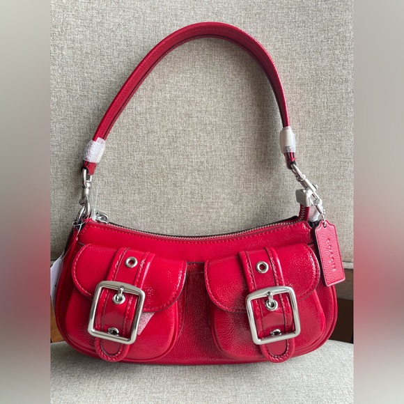 Coach Handbags - ‼️last one‼️NWT！COACH Ashton Baguette Shoulder Bag（COACH CV943）fast shipping